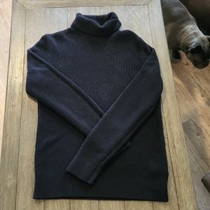 H & M black turtleneck